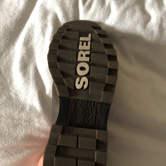 Sorel Madison Chelsea Boots- Size 12 *Never worn* - Picture 2 of 5